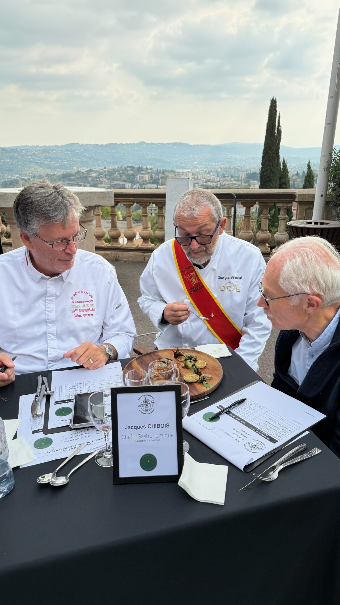 La cuisine sur brasero : quand le feu sublime la gastronomie française